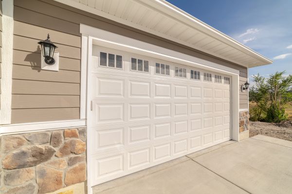 Garage Lifting in Johnson City